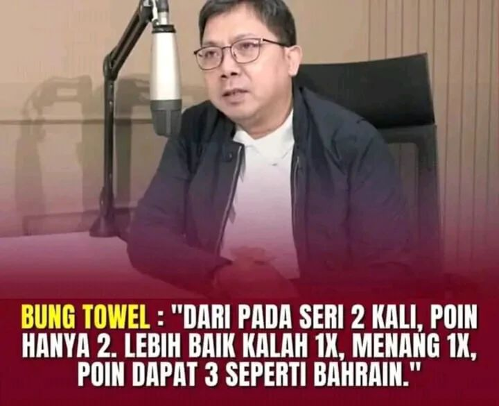 Dunia sepak bola Indonesia kembali memanas setelah pernyataan kontroversial dari salah satu komentator paling berpengaruh, Bung Towel,