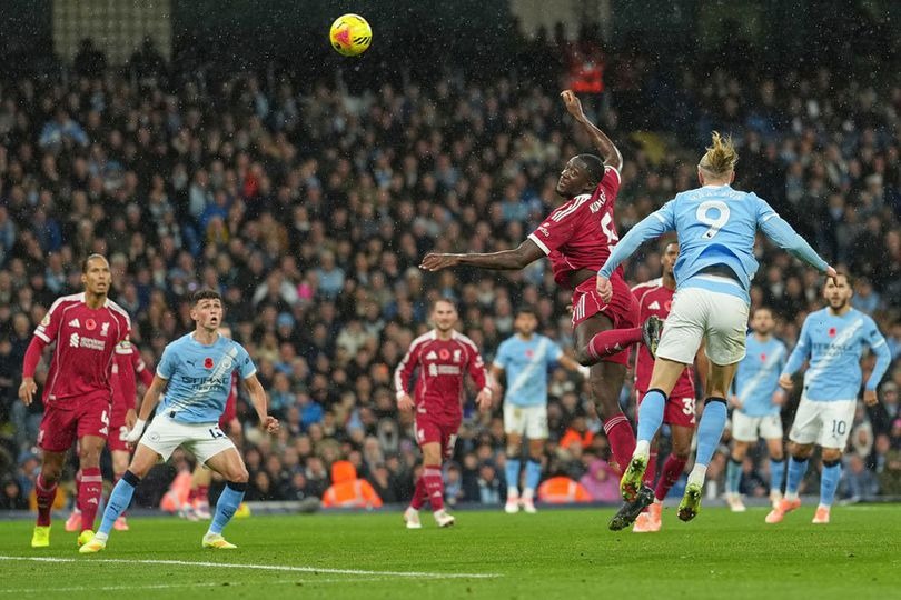 Manchester City Bungkam Liverpool 3-0: Gol Van Dijk Dianulir, The Citizens Makin Perkasa di Etihad