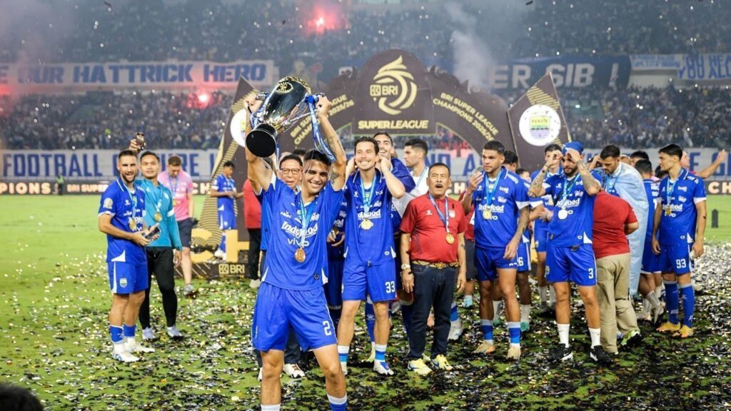 Eliano Reijnders Antar Persib Bandung Juara BRI Super League 2025/2026, Sang Kakak di Manchester City Ikut Bangga