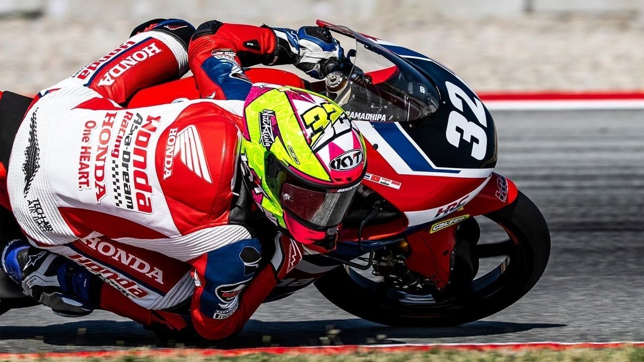Kemenangan Sempat di Depan Mata, Kiandra Ramadhipa Finis Kelima di Race 1 Moto3 Junior Catalunya 2026!