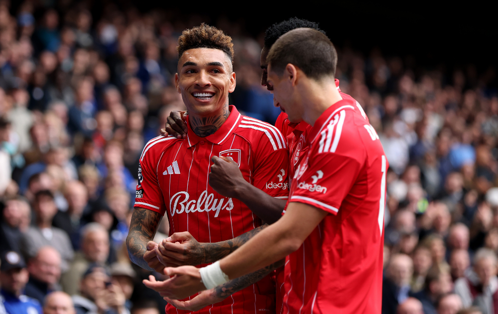 nonton Nottingham Forest vs Newcastle United secara gratis